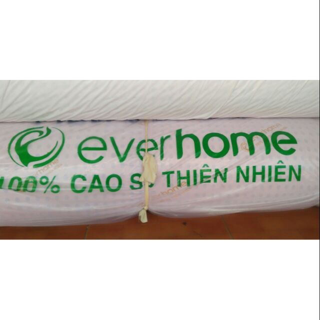 Nệm cao su thiên nhiên Everhome ( Tặng bộ chăn ga gối 5 món cao cấp)