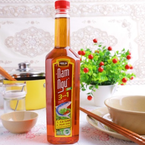 Nước mắm Nam Ngư Siêu chất lượng cá cơm tươi 750ml.