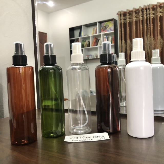 Chai Pet nhựa  200ml/ 250ml đủ màu : Chai Nâu/ Chai xanh rêu/ trong suốt/ Chai trắng vòi nhấn, nắp bật, bóp xịt sương