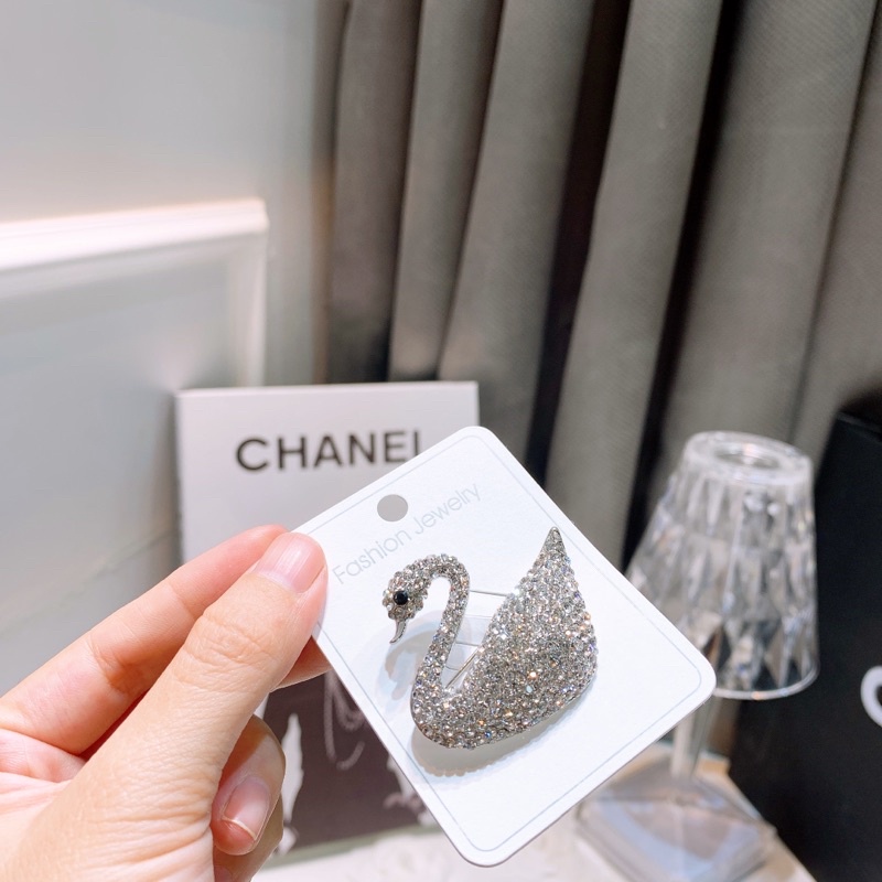 Cài áo cao cấp mẫu mới tháng 12