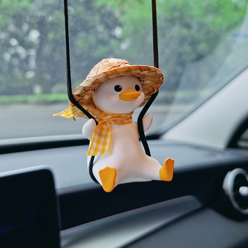 Phụ Kiện Trang Trí Xe Hơi Hình Chú Vịt Đội Nón Rơm Dễ Thương