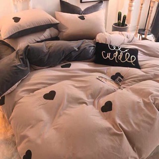 Trả khách: Bộ chăn ga