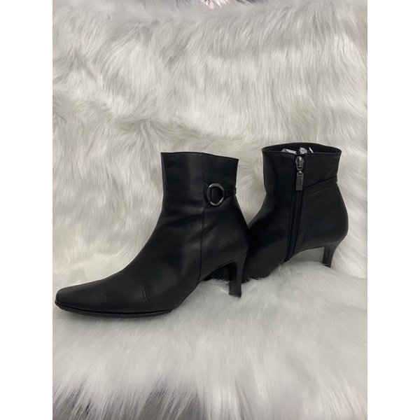 Giày boots da thật Size 36/37