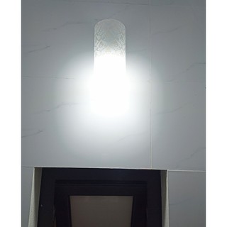 đèn tường trang trí nhà tắm