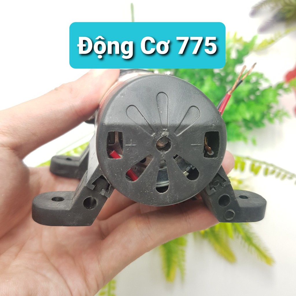 Máy Bơm Tăng Áp 12V DP-521Máy Phun Sương Tăng Áp 3.5 LítBơm Nước 12V Động Cơ 775