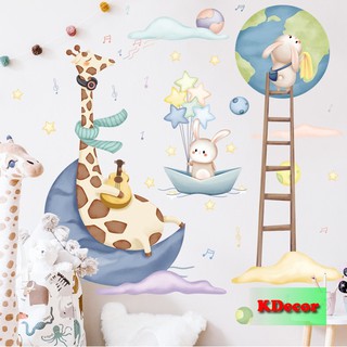 Decal dán tường hươu cao cổ ca hát