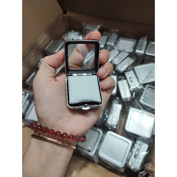 Hộp Inox Vuông Đựng Trang Sức Đá, Kim Hàng Chuẩn Kích Thước 4*4cm