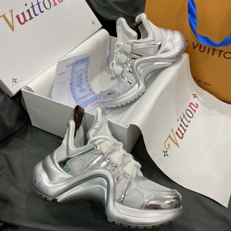 GIÀY LV TRẮNG BẠC LAI AU CAO CẤP 1:1