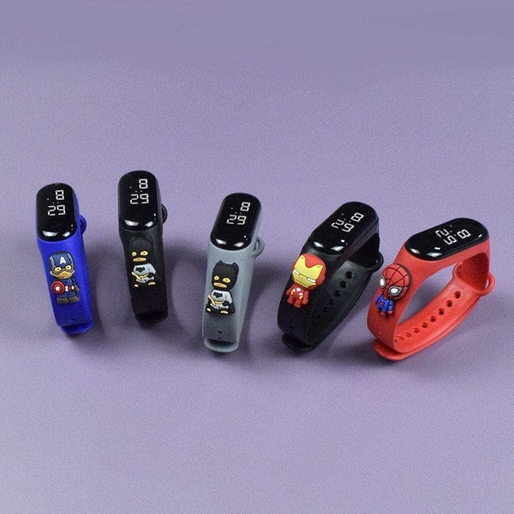 Đồng Hồ Đeo Tay Có Đèn LED Hoạt Hình Dễ Thương Cho Bé