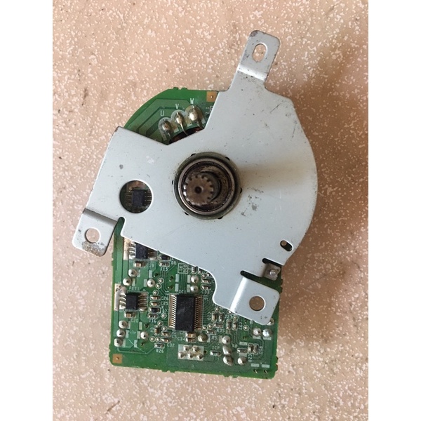 Motor tháo máy không chổi than trục 6