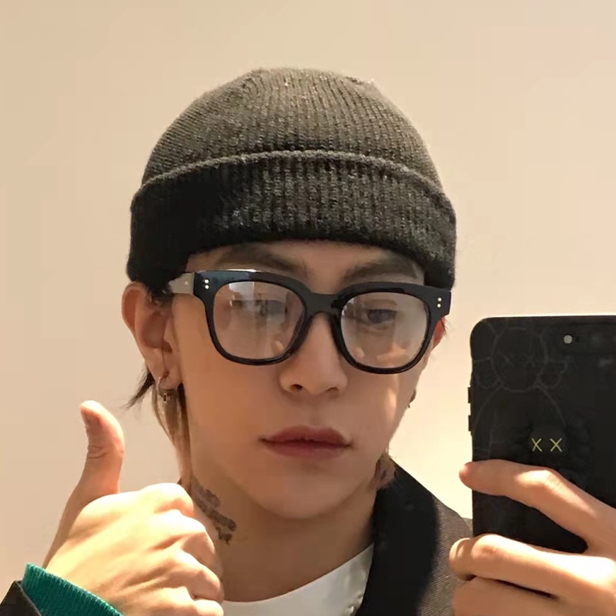 Mắt Kính Chống Bức Xạ Và Ánh Sáng Xanh Dành Cho Nam Và Nữ