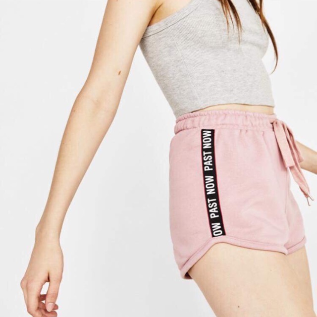 Quần đùi bershka