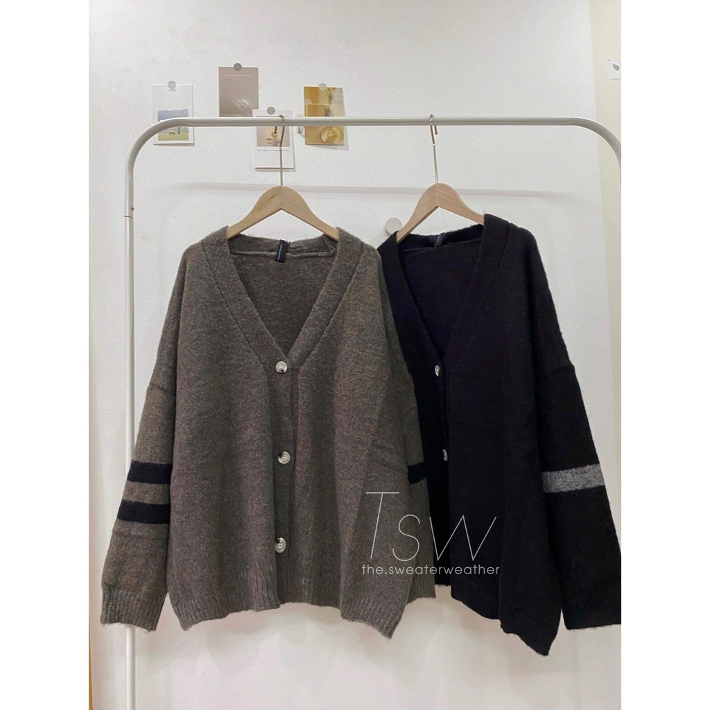 Áo cardigan len lông thỏ tay sọc oversize | BigBuy360 - bigbuy360.vn