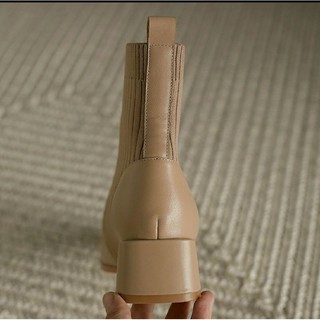 Giày Boots cao cổ màu be