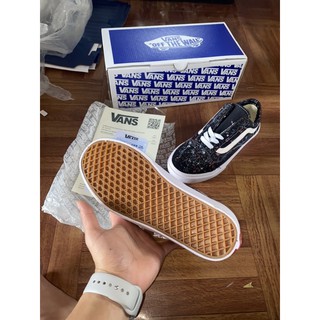 Giày  custom 7 màu