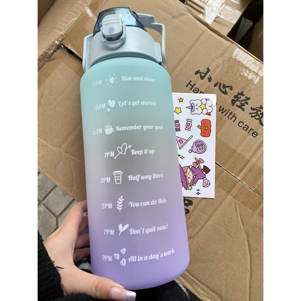 bình nước 2 lít chia vạch nhắc nhở uống nước