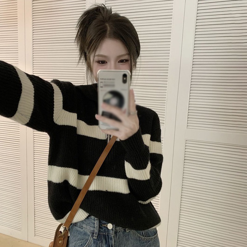 Áo Sweater Dệt Kim Tay Dài Dáng Rộng Cổ Tròn Kẻ Sọc Phối Khóa Kéo Kiểu Hàn Quốc Dễ Thương Cho Nữ