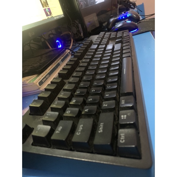 chiếc bàn phím cũ của tôi