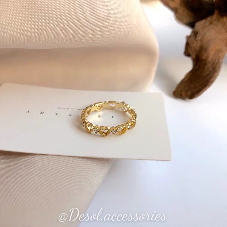 Nhẫn Mirabelle thiết kế hình tym đính đá Zircon thời trang R036 Desol.accessories
