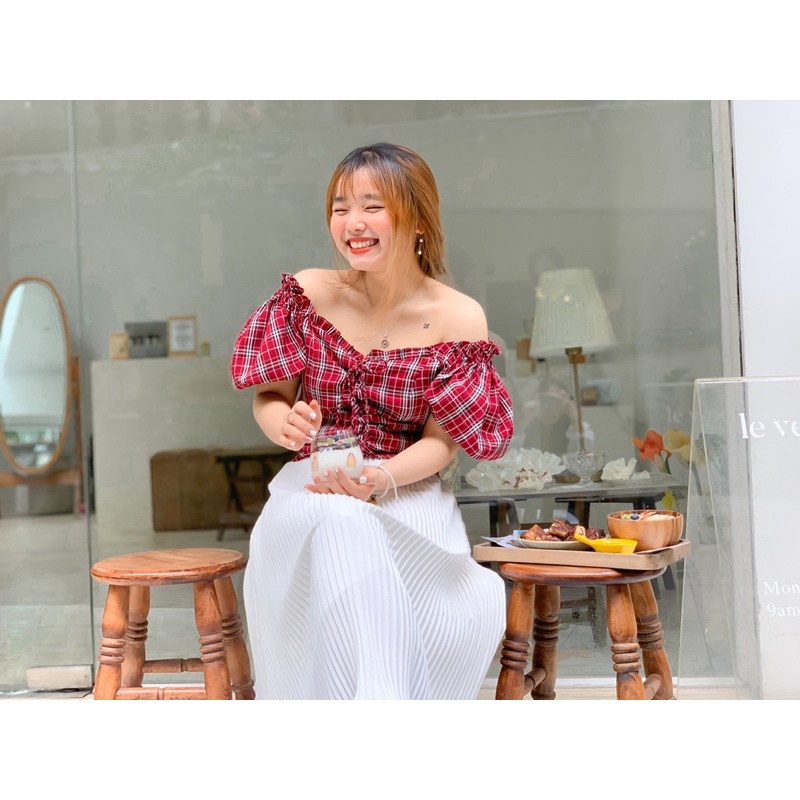 Áo trễ vai Daisy - Pass