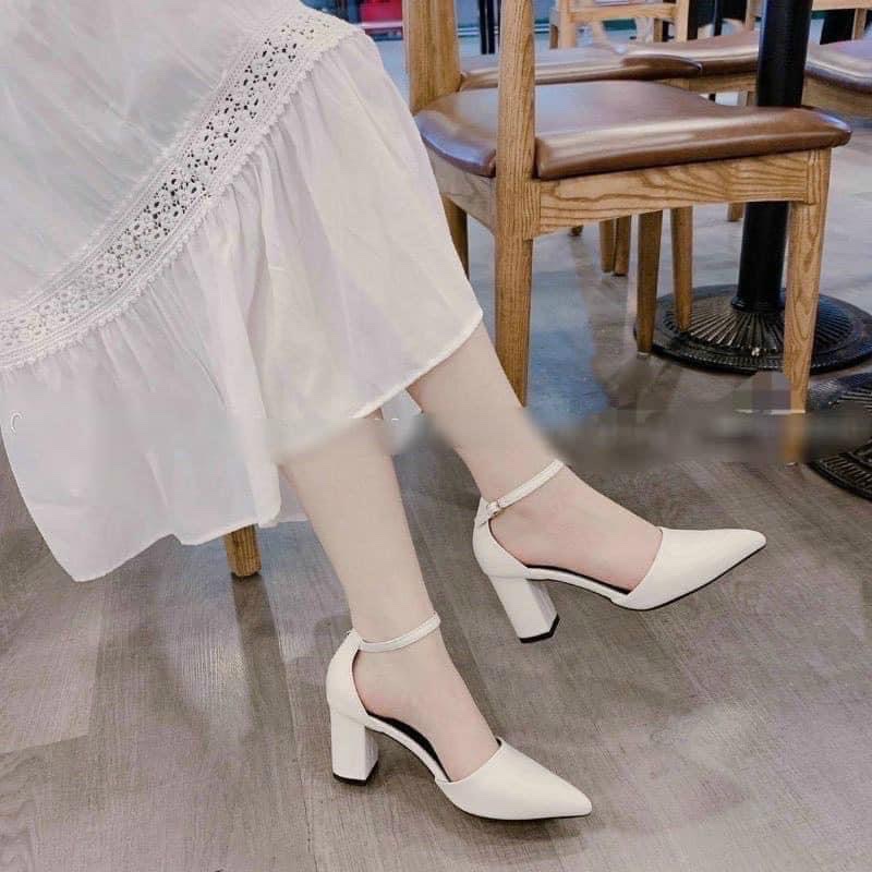 Giày sandal cao gót da mờ bít mũi gót vuông 7 phân TH38