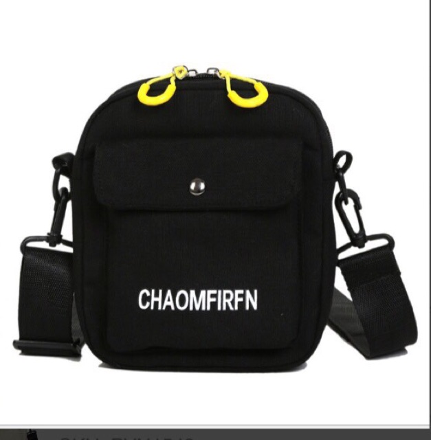 Túi đeo thời trang cực hot.