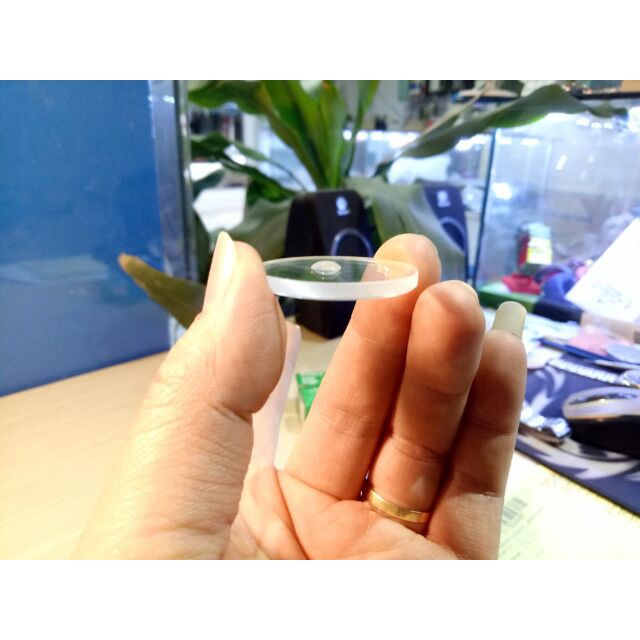 Kính đồng hồ tráng sapphire cao cấp chống xước tốt