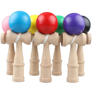 Đồ chơi con quay Kendama giống truyện Doremon