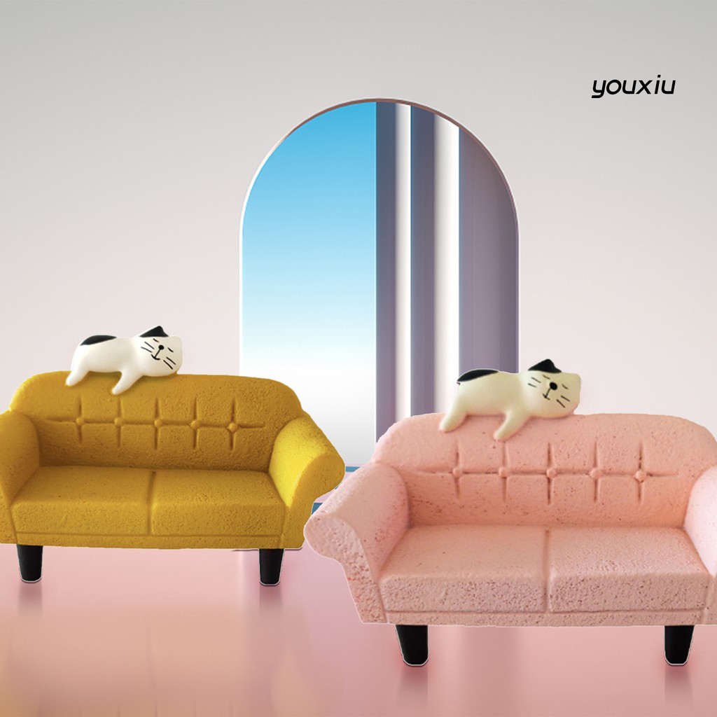 Mô hình ghế sofa và chú mèo hoạt hình đáng yêu mini dành cho trang trí nhà búp bê