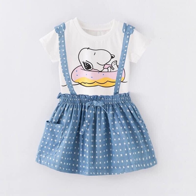 Váy yếm bé gái