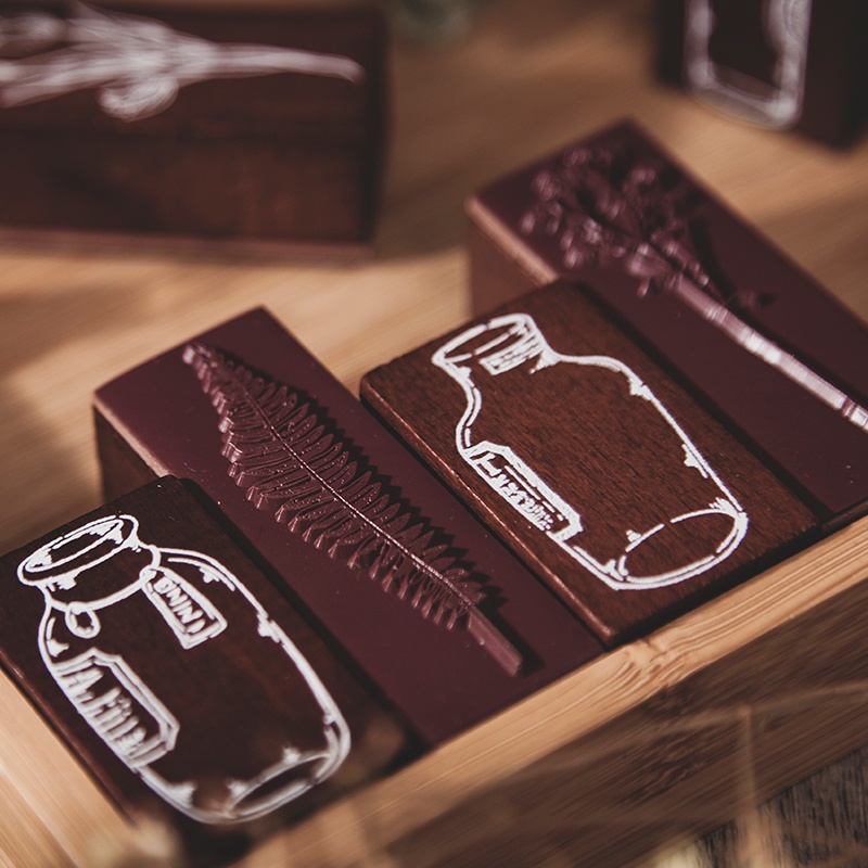 1 Con Dấu Cao Su NIKKI