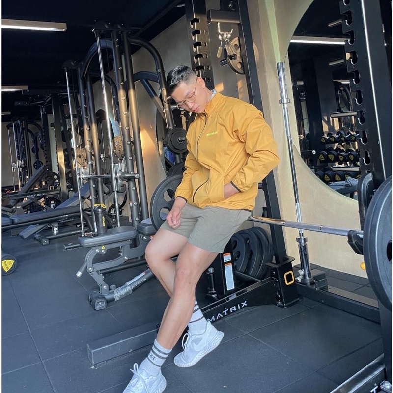 Áo gió unisex chống tia Uv ,ép cân,giảm mỡ  ,ho tro tập thể dục ,gym ra mo hoi nhanh xuất Hàn dư xịn