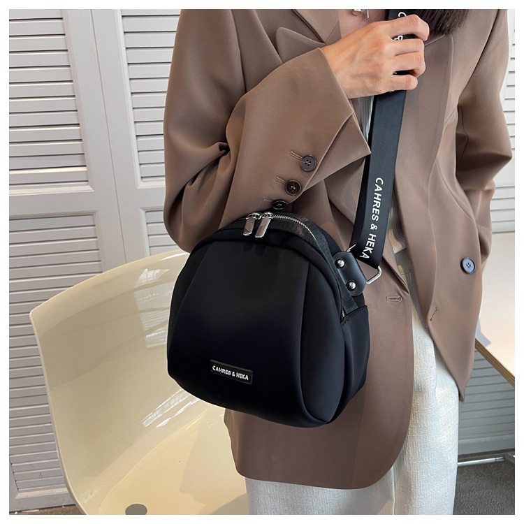 Túi Vỏ Sò Bằng Vải nylon Thiết Kế niche Giản Dị Dành Cho Bạn Nữ