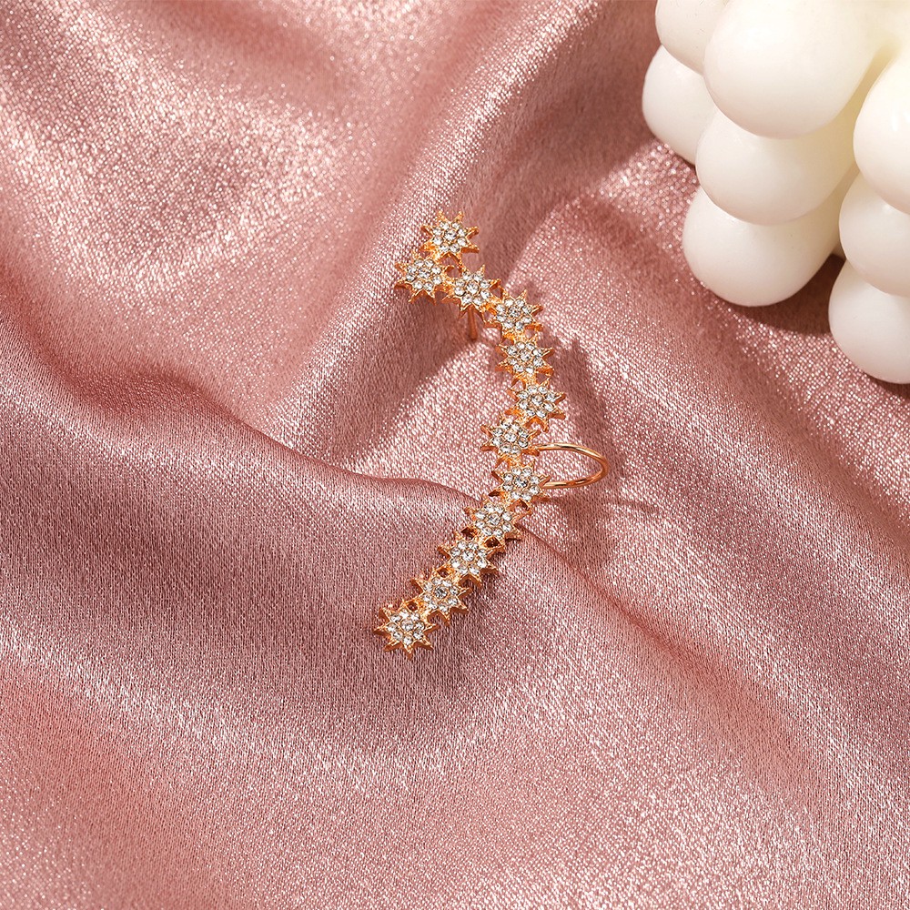 Đôi Bông Tai Hình Trái Tim Xinh Xắn Cho Nữ