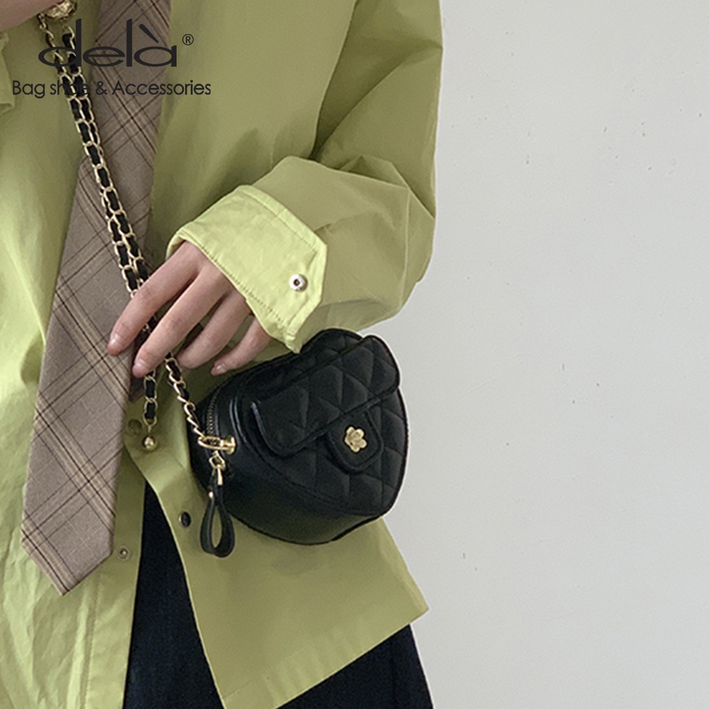 Dela Túi Đeo Vai Hình Trái Tim Phối Dây Xích Thiết Kế Mới Cho Nữ