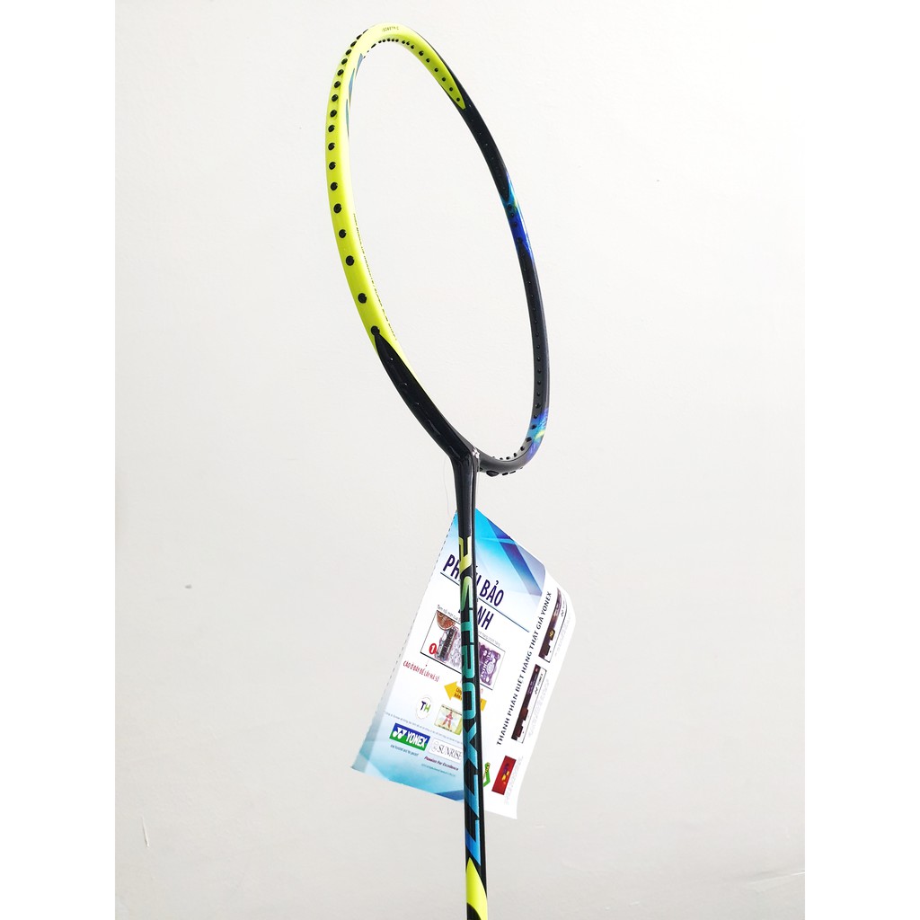 Vợt cầu lông YONEX Astrox 77 chuối