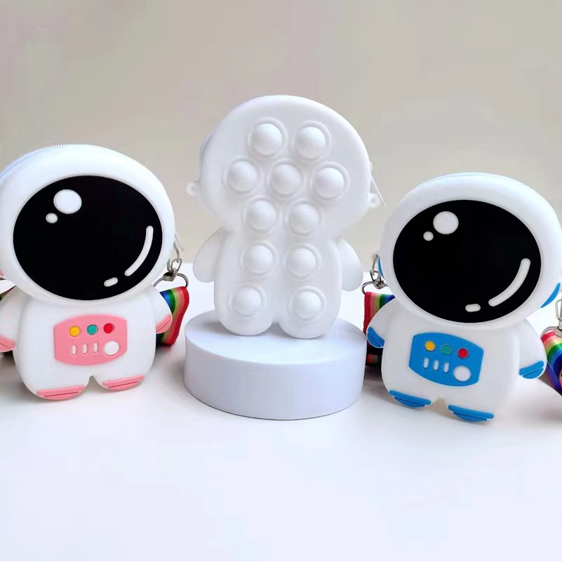 Túi Đựng Tiền Xu Bằng Silicone Hình Phi Hành Gia Cho Bé