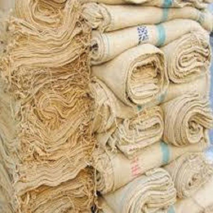 Bao tải đay  loại cũ rách dùng công trình
