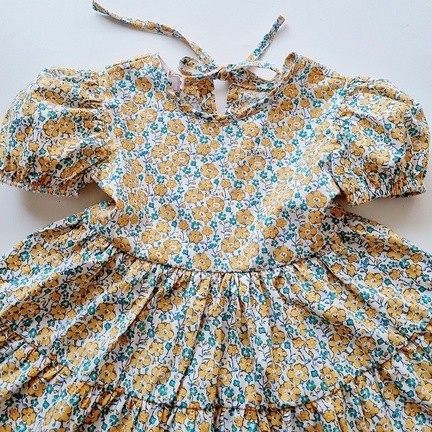 Váy xòe hoa nhí tay phồng mùa hè cho bé gái sơ sinh 1 2 3 4 tuổi MINTSCLOSET Mint's Closet - GV0062