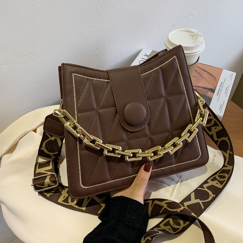 Túi Đeo Chéo Da Pu Dáng Vuông Nhỏ Phối Dây Xích Thời Trang Mùa Xuân Cho Nữ