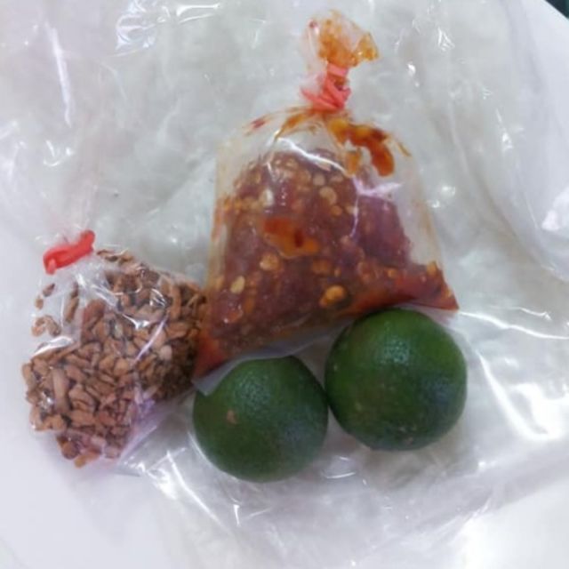 Video+ Ảnh thật! Bánh tráng tắc ớt maximum cayyyy cấp 100