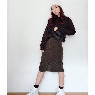 Váy Xẻ Tà Uniqlo Nhung