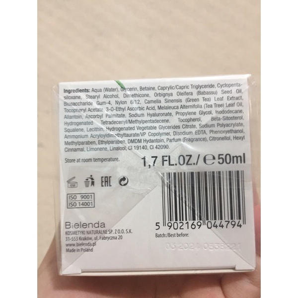 Kem dưỡng Bielenda Green Tea kiềm dầu, giảm mụn và thâm 50ml