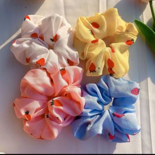 Cột Tóc Vải Scruschies Nhiều Màu.