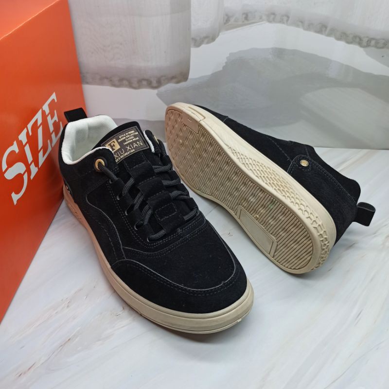 Giày Thể Thao Nam Da Lộn Cao Cấp Thu Đông 2020 Mã SDT | BigBuy360 - bigbuy360.vn