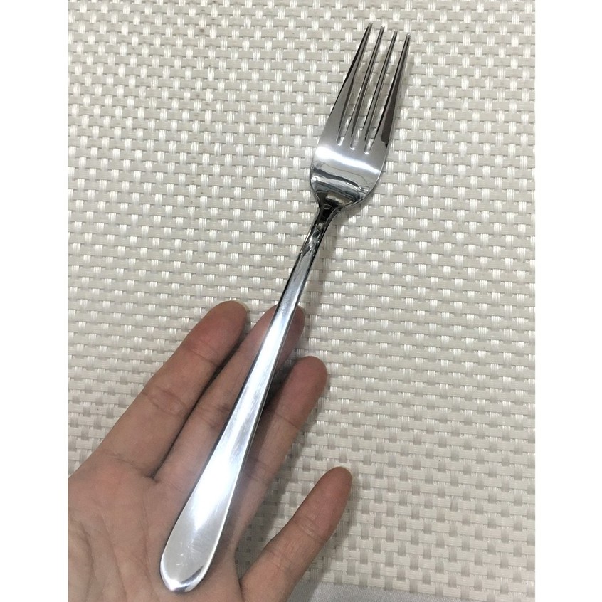 Bộ Dao Muỗng Nĩa ăn bít tết, Inox cao cấp sáng bóng, tinh tế, thiết kế sang trọng.