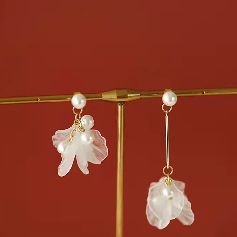 Hoa tai mạ bạc 925 hình hoa gắn ngọc trai kiểu Hàn cho nữ