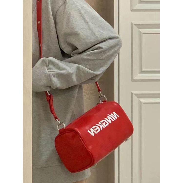 Túi Đeo Vai Màu Đỏ Phong Cách Năm Mới 2022 Sang Trọng Thời Trang Mùa Hè Cho Nữ