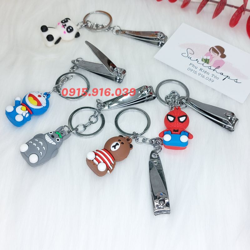 Cắt móng tay kèm móc khóa cao su