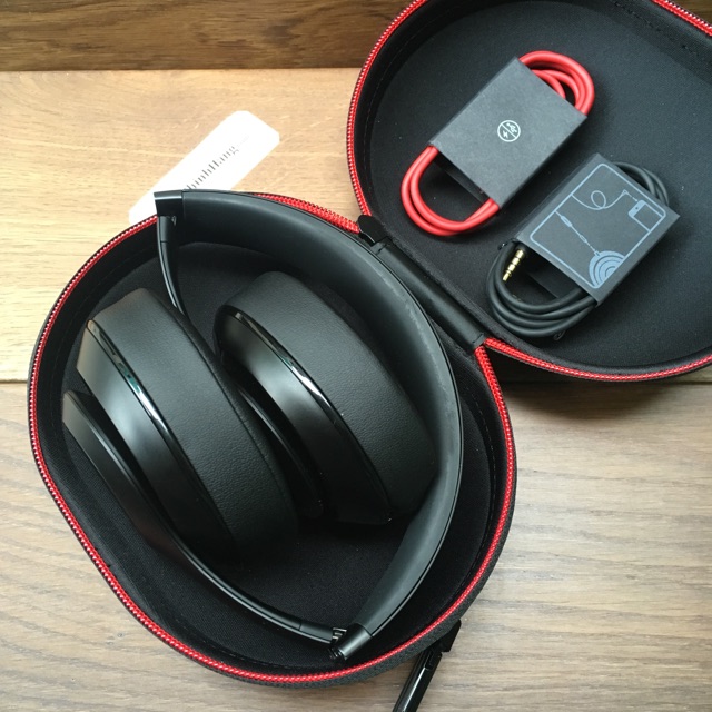 Tai nghe beats stusio wireless matte black like new